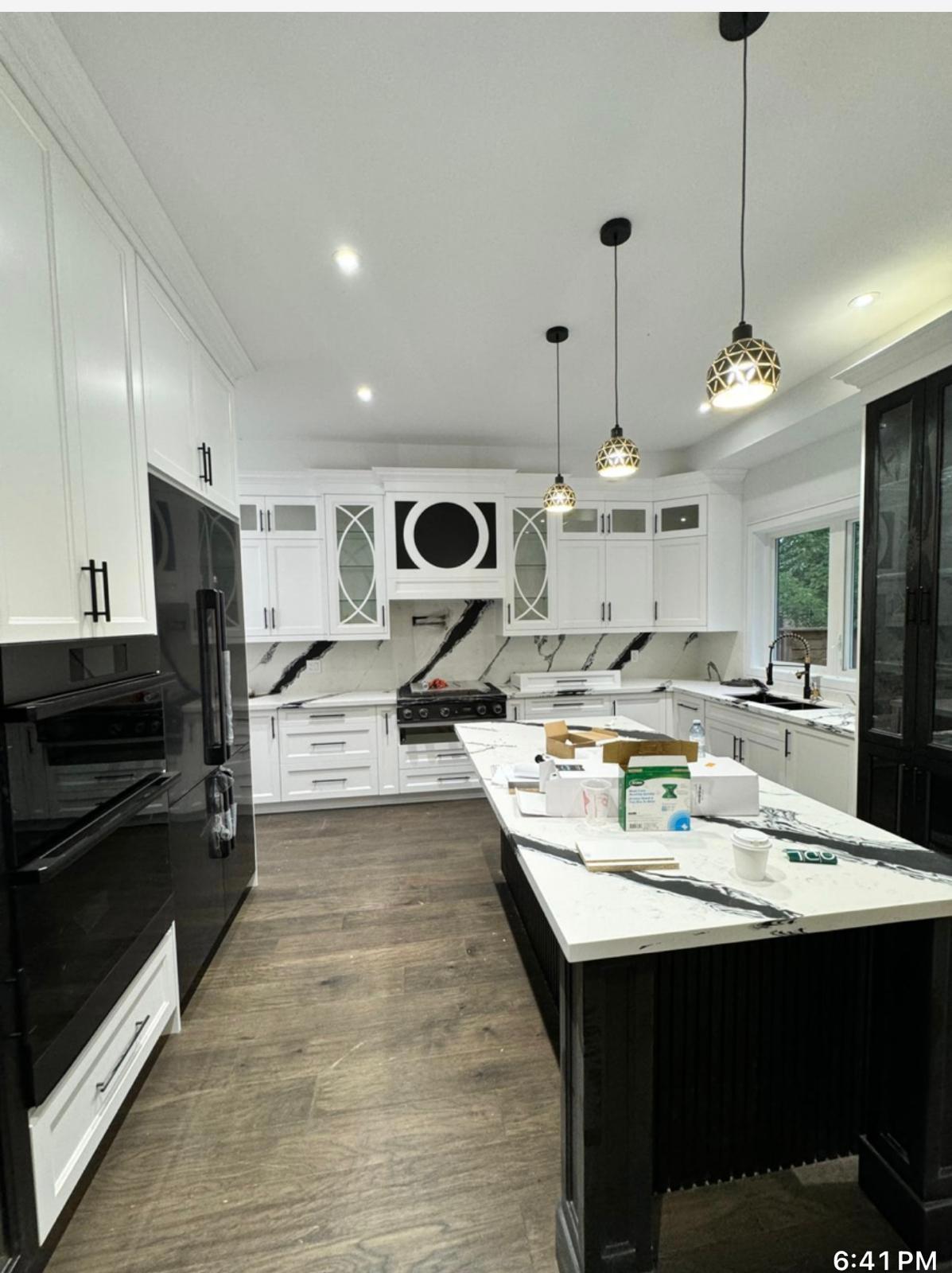 Mateo Place — Photo 5